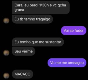 Print da ofensa racista na conversa entre Leonel Cassio e seu agressor; homem chama o ator de macaco
