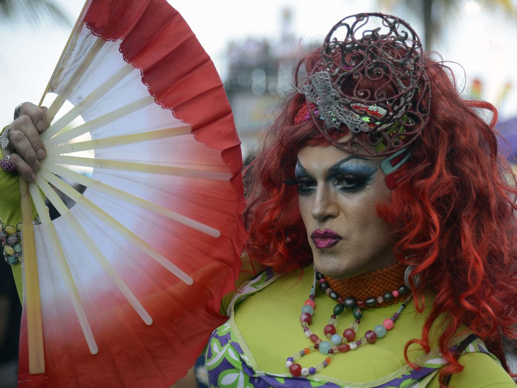 A produção da série "Drag Ataque" está em busca de drag queens e drag kings das regiões Norte e Nordeste do Brasil para compor o elenco. As inscrições estão abertas até 20 de março e podem ser feitas através de formulário, nas internet.