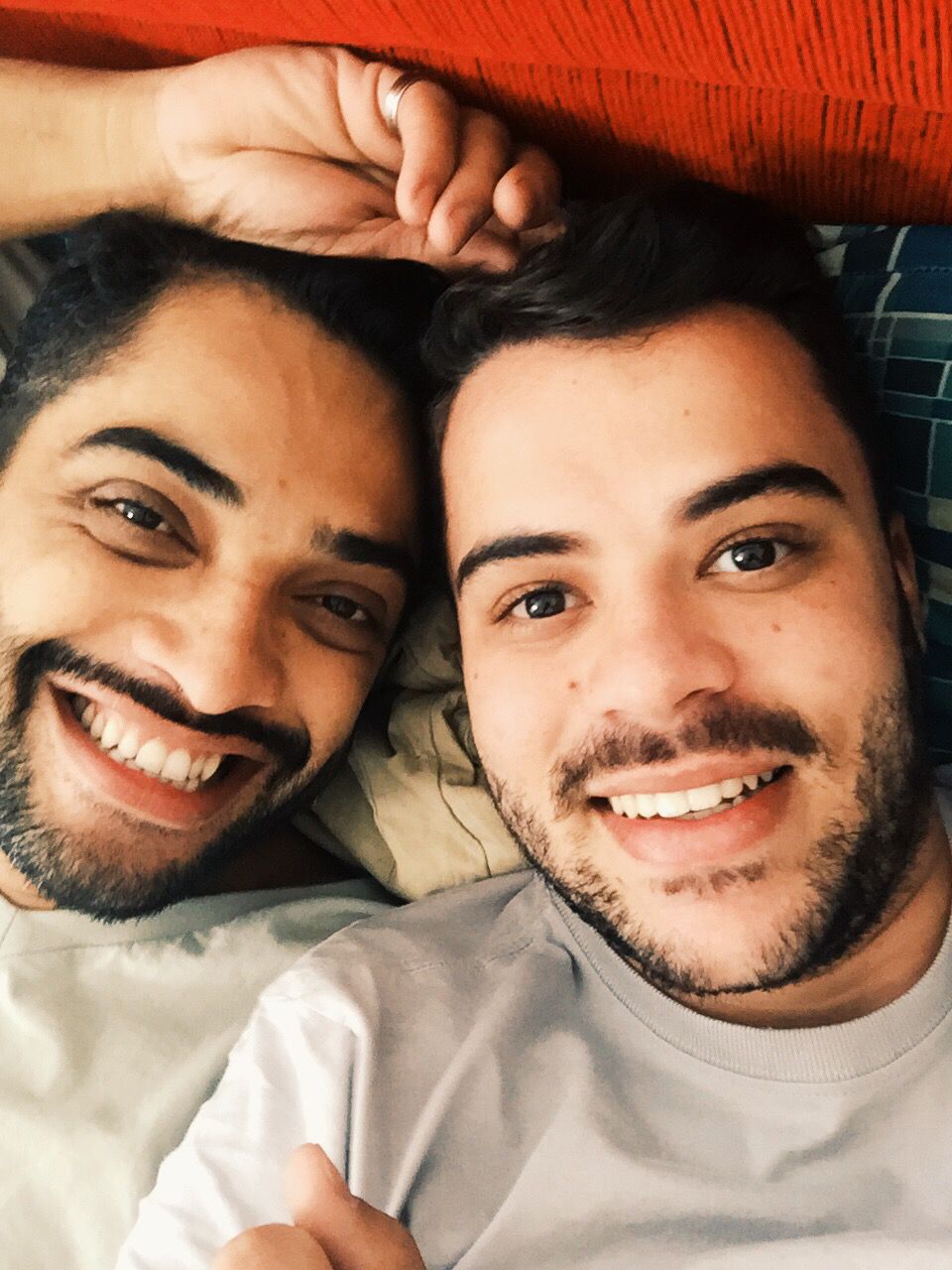 casal homofobia convite casamento